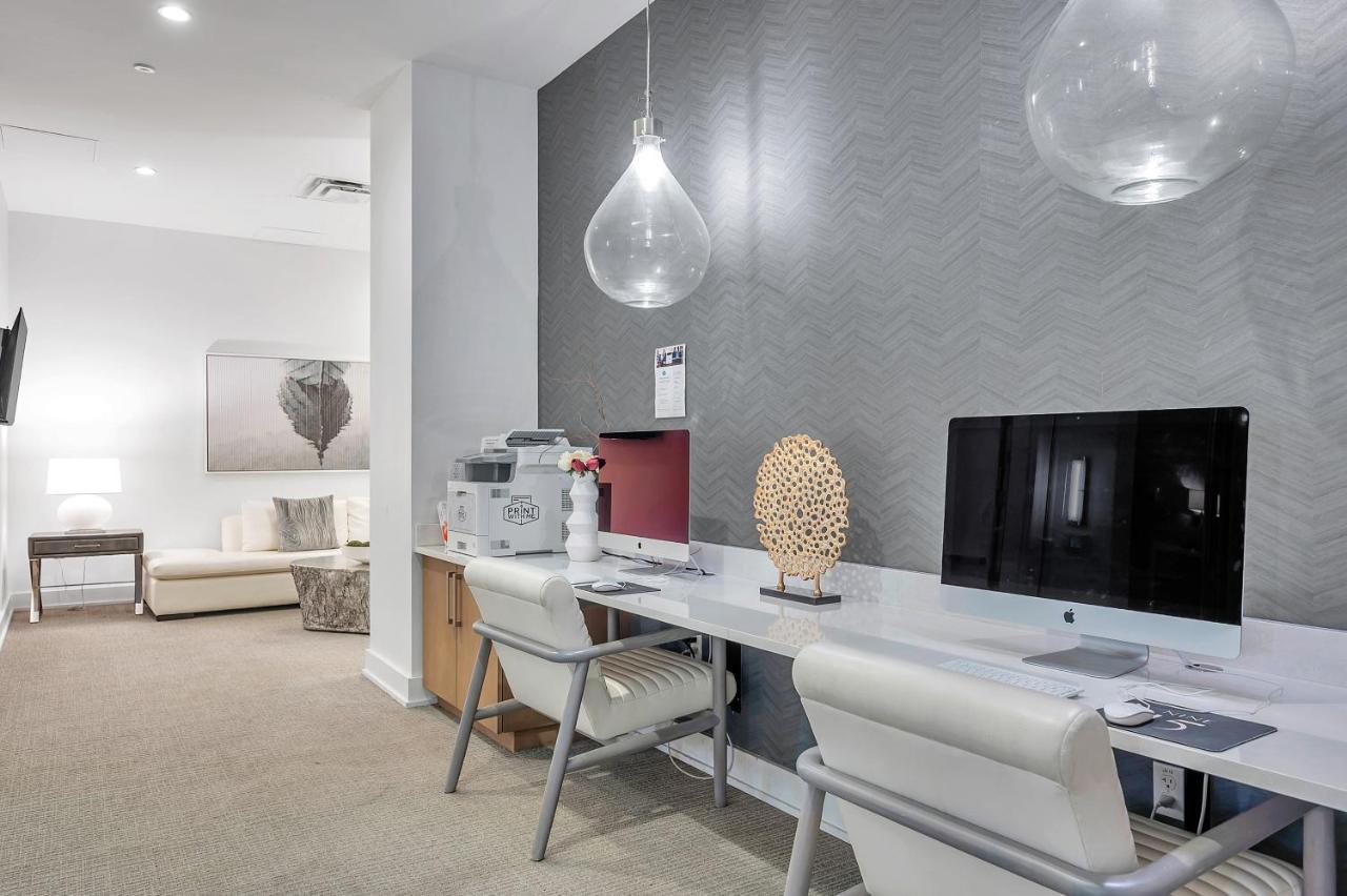Luxury 1 Bedroom With Den Downtown Tampa Apt - City Views, Rooftop Pool, Workspace Ngoại thất bức ảnh