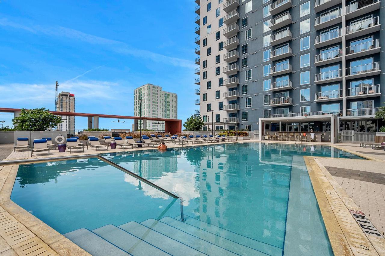Luxury 1 Bedroom With Den Downtown Tampa Apt - City Views, Rooftop Pool, Workspace Ngoại thất bức ảnh