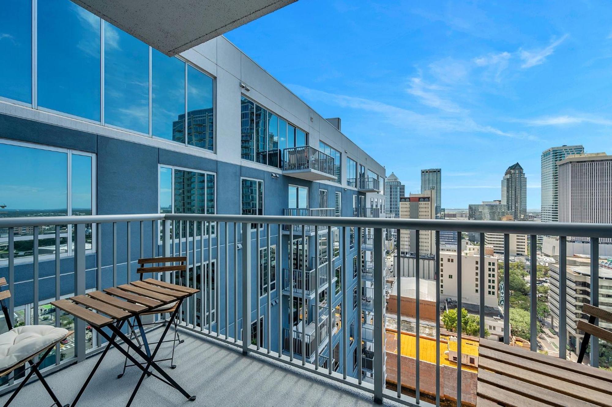 Luxury 1 Bedroom With Den Downtown Tampa Apt - City Views, Rooftop Pool, Workspace Ngoại thất bức ảnh