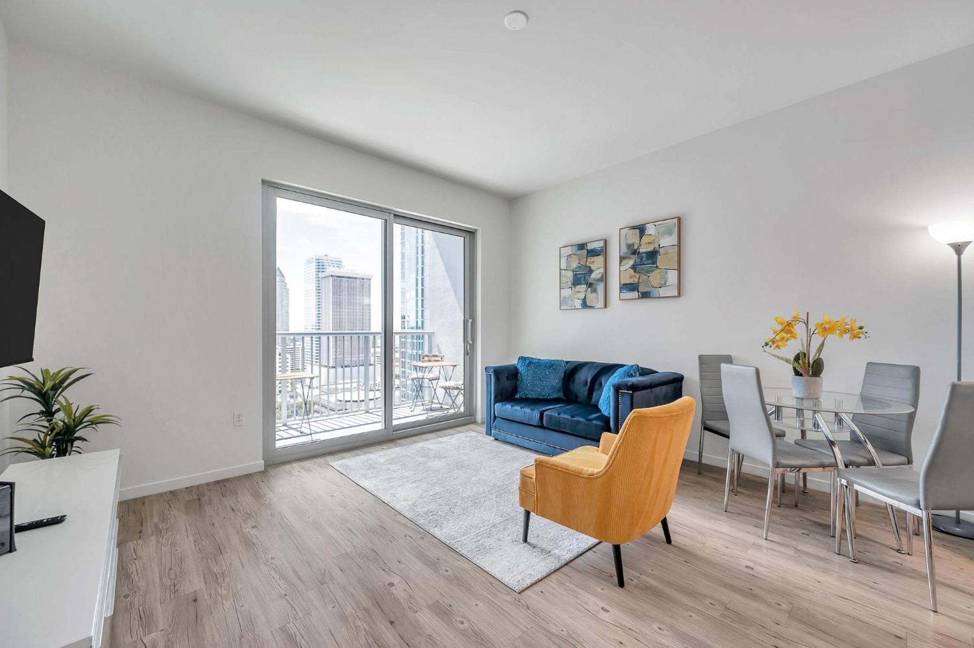 Luxury 1 Bedroom With Den Downtown Tampa Apt - City Views, Rooftop Pool, Workspace Ngoại thất bức ảnh